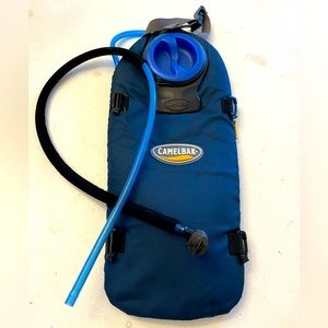 Camelback 3 liter insulated hydration pouch